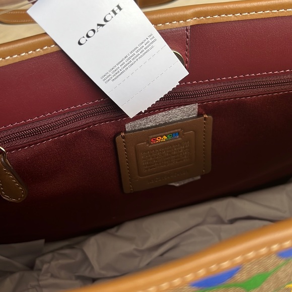 Coach City Tote In Rainbow Signature Canvas - Picture 5 of 14